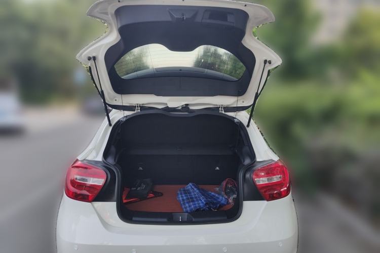 Used Mercedes-Benz A-Class 2015 A 180 Standard Model Trunk