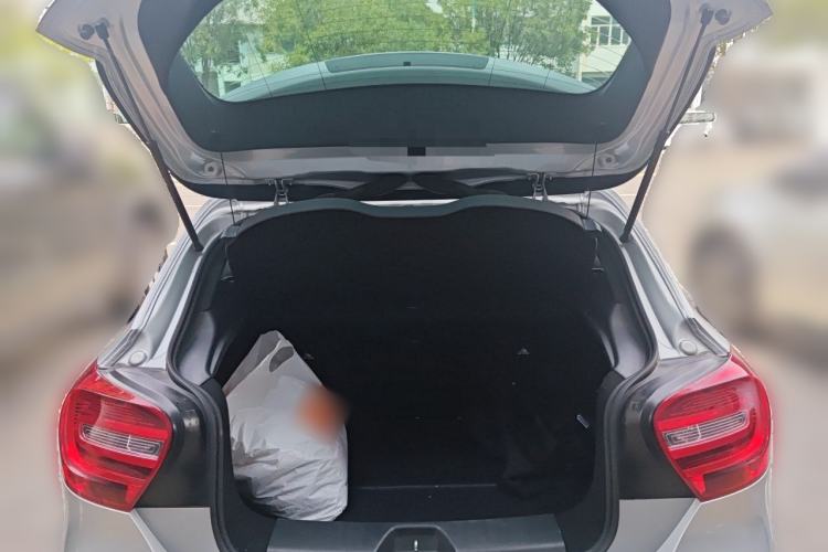 Used Mercedes-Benz A-Class 2015 A 180 Standard Model Trunk