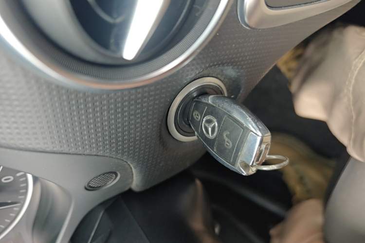 Used Mercedes-Benz A-Class 2015 A 180 Vehicle Key