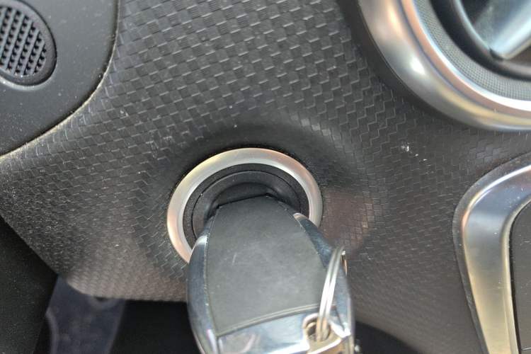 Used Mercedes-Benz A-Class 2015 A 200 Fashion Model Vehicle Key