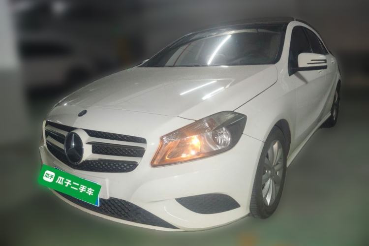 Used Mercedes-Benz A-Class 2015 A 180 Standard Model Guazi used car, China used car export, Used car for sale, Used cars, Cheapest cars for sale