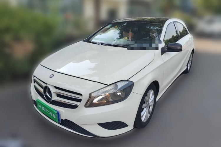 Used Mercedes-Benz A-Class 2015 A 180 Standard Model Guazi used car, China used car export, Used car for sale, Used  cars, Cheapest cars for sale