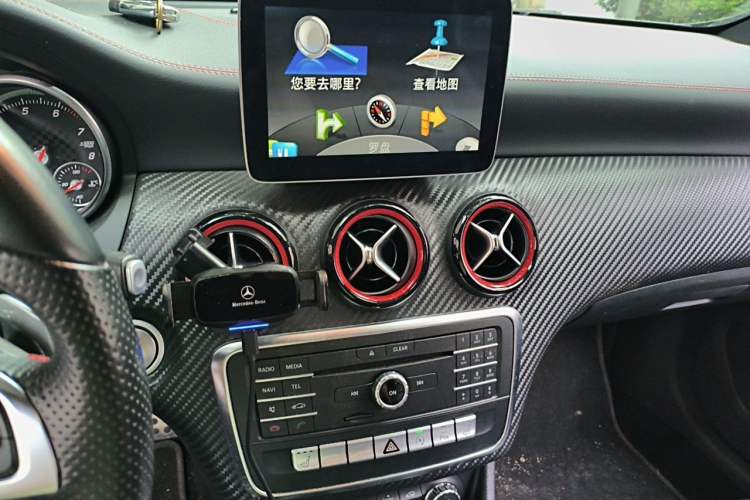 Used Mercedes-Benz A-Class 2016 A 260 Sport Edition Audio And AC Panel