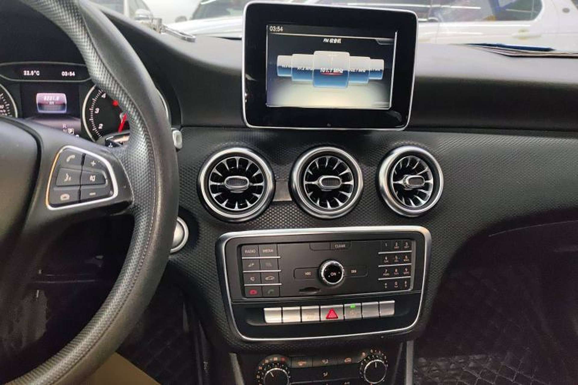 Used Mercedes-Benz A-Class 2016 A 180 Audio And AC Panel