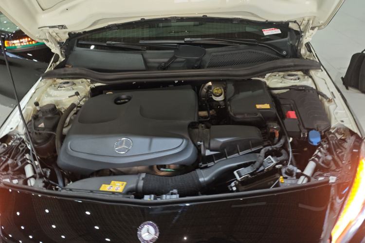 Used Mercedes-Benz A-Class 2016 A 200 Track Edition Engine Bay
