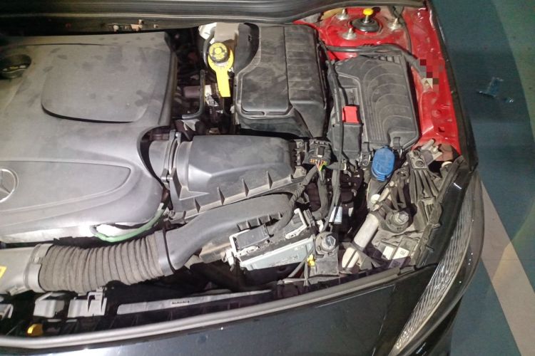 Used Mercedes-Benz A-Class 2016 A 200 Dynamic Edition Engine Bay Left