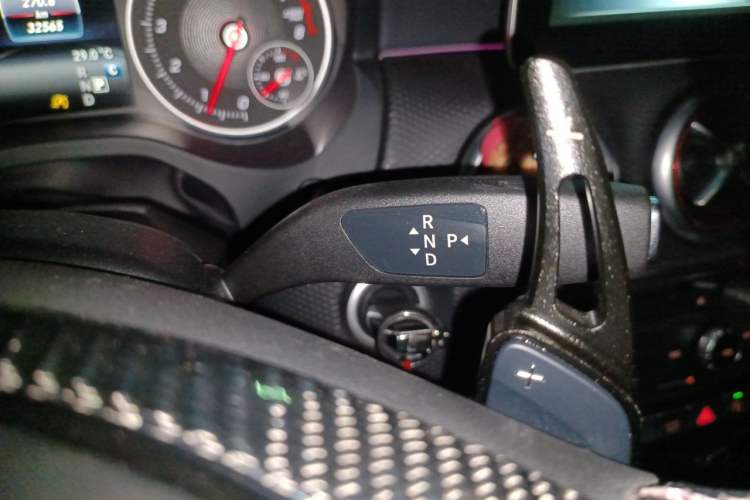 Used Mercedes-Benz A-Class 2016 A 200 Dynamic Edition Gear Lever