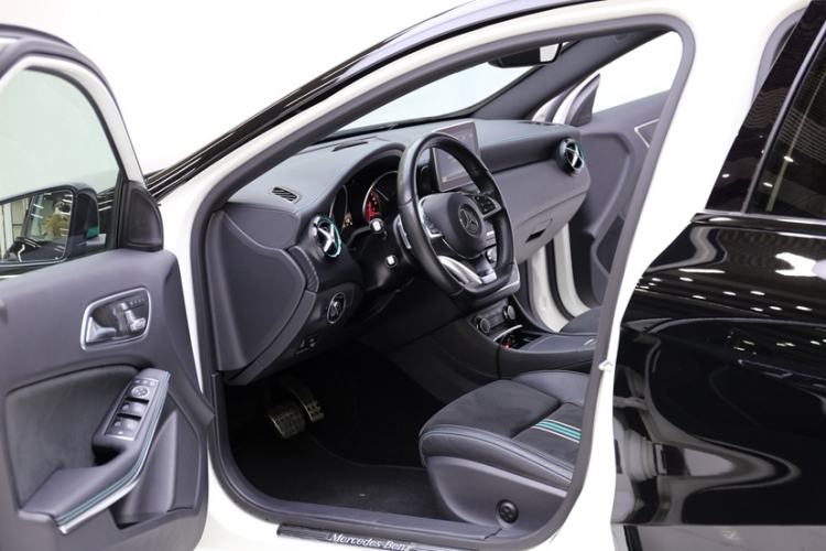 Used Mercedes-Benz A-Class 2016 A 200 Track Edition Interior 2