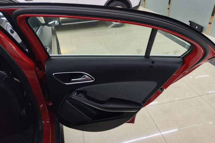 Used Mercedes-Benz A-Class 2016 A 180 Interior 6
