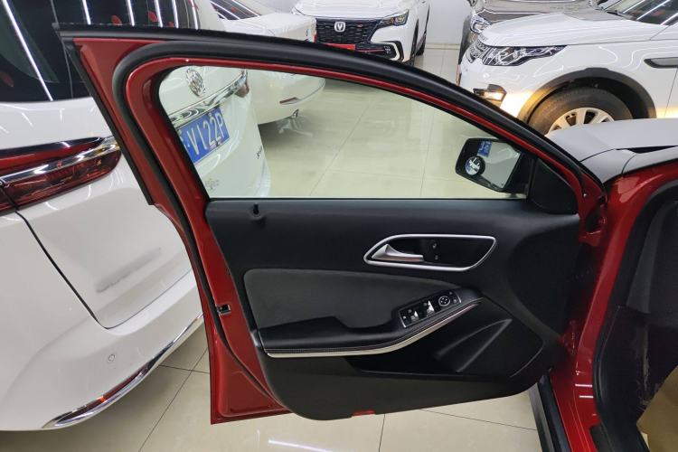 Used Mercedes-Benz A-Class 2016 A 180 Interior 7