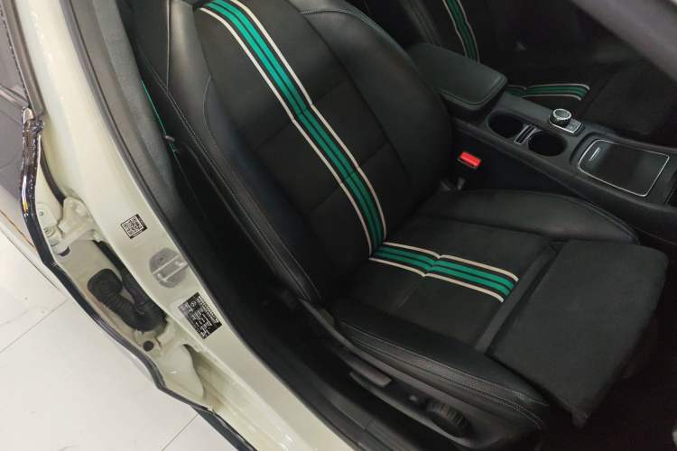 Used Mercedes-Benz A-Class 2016 A 200 Track Edition Right Front Seat
