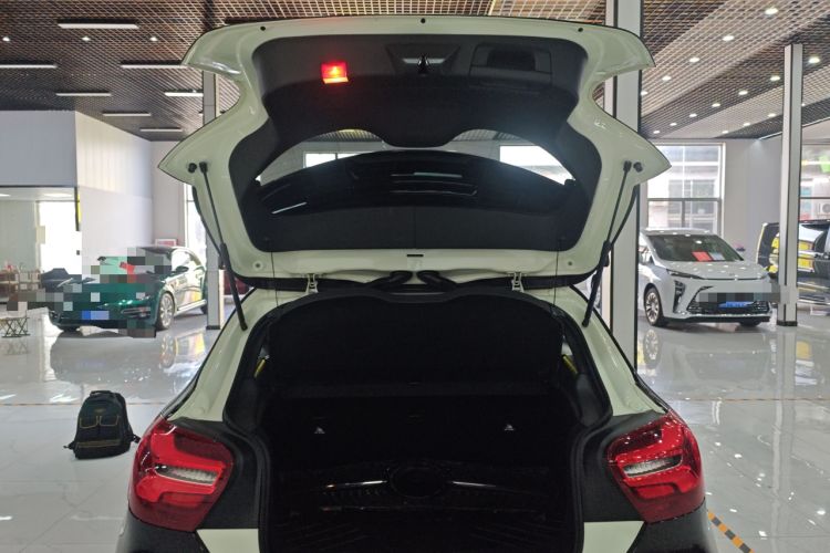 Used Mercedes-Benz A-Class 2016 A 200 Track Edition Trunk