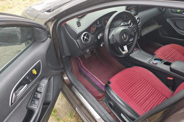 Used Mercedes-Benz A-Class 2016 A 200 Dynamic Edition Driver Seat