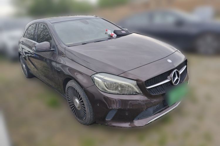 Used Mercedes-Benz A-Class 2016 A 200 Dynamic Edition Front Right 45 Deg