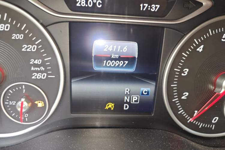 Used Mercedes-Benz A-Class 2016 A 200 Dynamic Edition Odometer Close Up