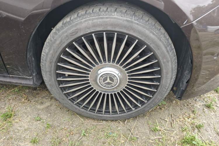 Used Mercedes-Benz A-Class 2016 A 200 Dynamic Edition Right Front Wheel Hub