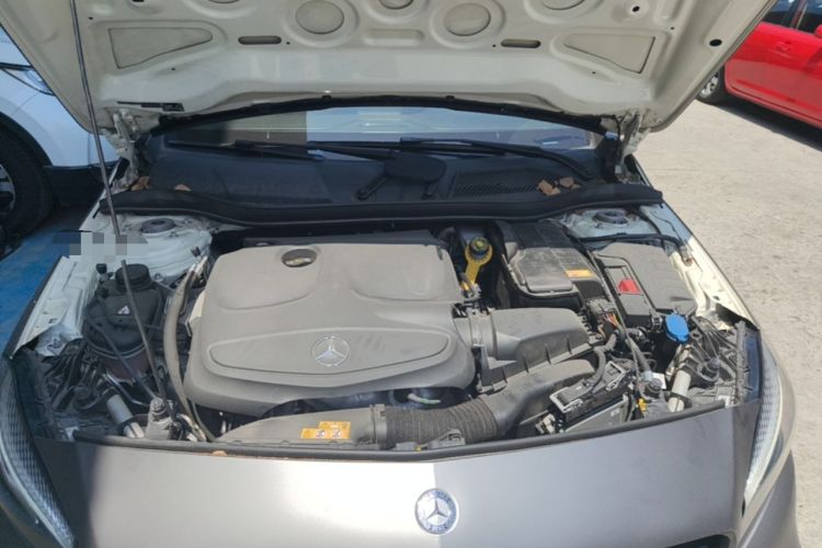 Used Mercedes-Benz A-Class 2016 A 200 Dynamic Edition Engine Bay