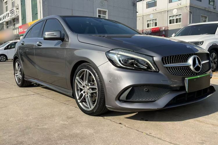 Used Mercedes-Benz A-Class 2016 A 200 Sport model Exterior 2