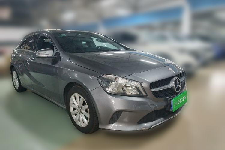 Used Mercedes-Benz A-Class 2016 A 180 Front Right 45 Deg