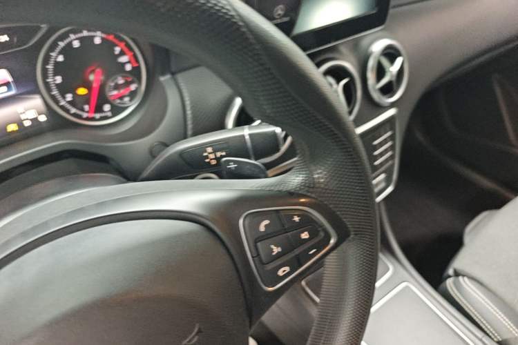 Used Mercedes-Benz A-Class 2016 A 180 Gear Lever