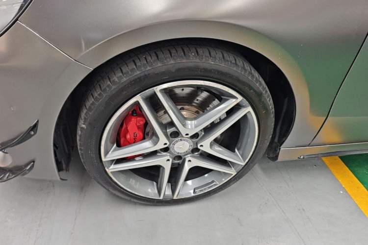 Used Mercedes-Benz A-Class 2016 A 180 Left Front Wheel Hub