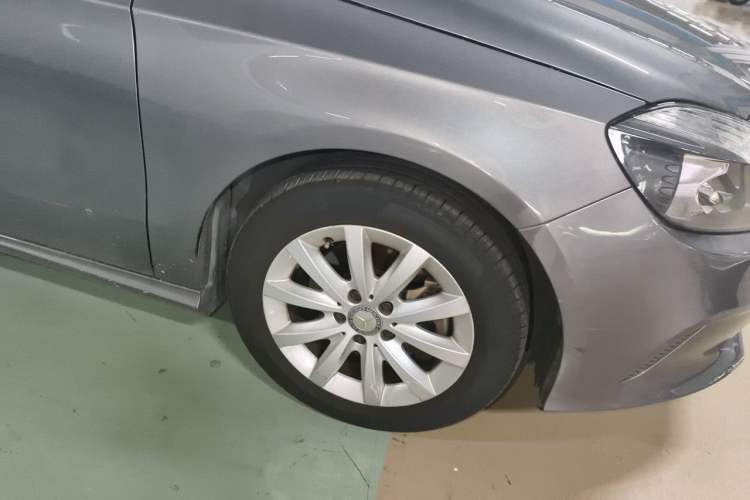 Used Mercedes-Benz A-Class 2016 A 180 Right Front Wheel Hub