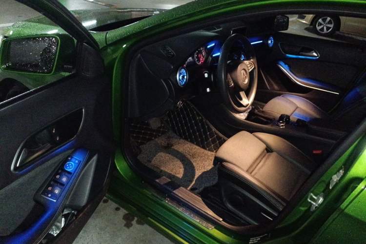 Used Mercedes-Benz A-Class 2016 A 180 Driver Seat