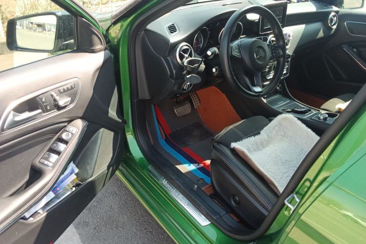 Used Mercedes-Benz A-Class 2016 A 200 Fashion Model Driver Seat