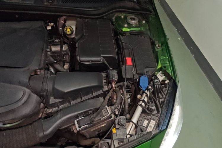 Used Mercedes-Benz A-Class 2016 A 200 Sport model Engine Bay Left