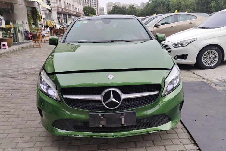 Used Mercedes-Benz A-Class 2016 A 200 Fashion Model Exterior 1
