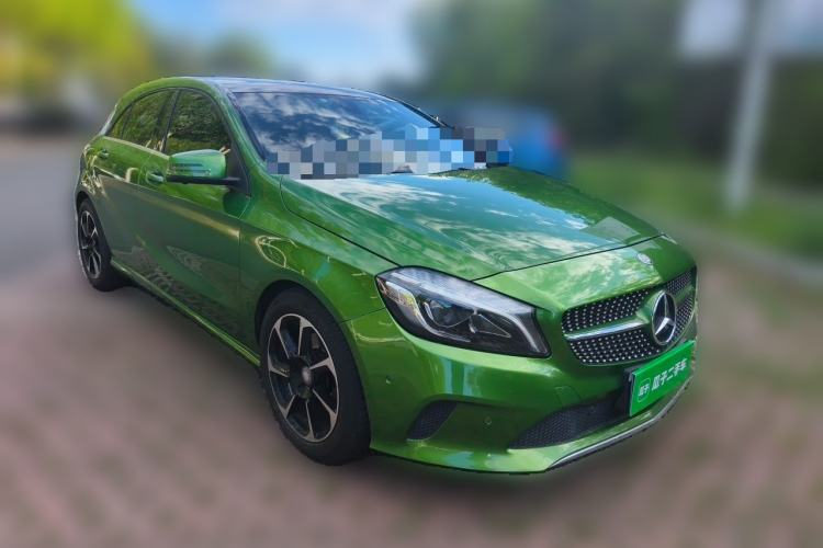 Used Mercedes-Benz A-Class 2016 A 200 Dynamic Edition Front Right 45 Deg