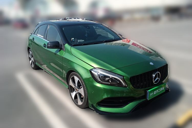 Used Mercedes-Benz A-Class 2016 A 200 Fashion Model Front Right 45 Deg