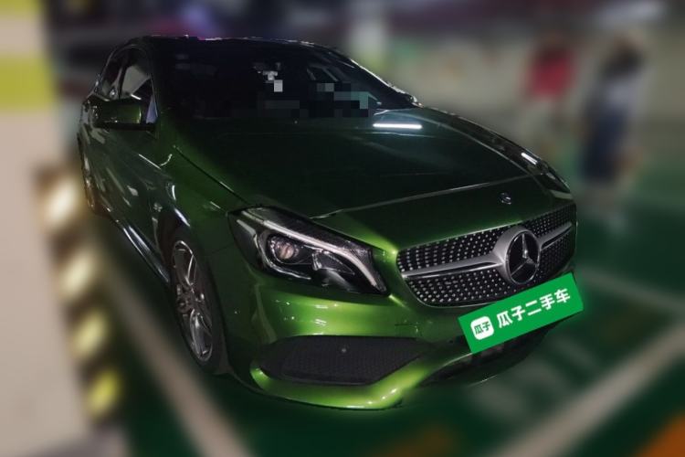 Used Mercedes-Benz A-Class 2016 A 200 Sport model Front Right 45 Deg