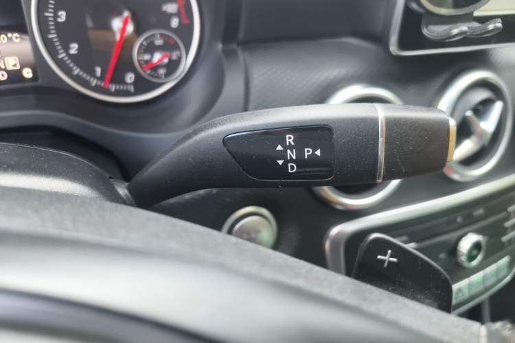 Used Mercedes-Benz A-Class 2016 A 200 Dynamic Edition Gear Lever