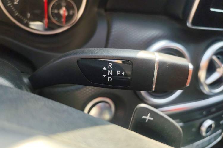 Used Mercedes-Benz A-Class  Gear Lever
