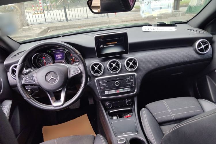 Used Mercedes-Benz A-Class 2016 A 200 Fashion Model Interior 2