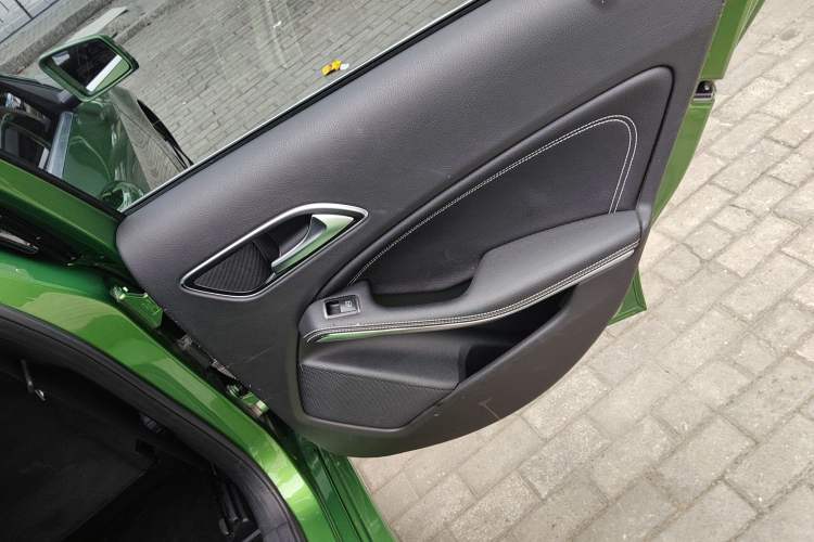 Used Mercedes-Benz A-Class 2016 A 200 Fashion Model Interior 6