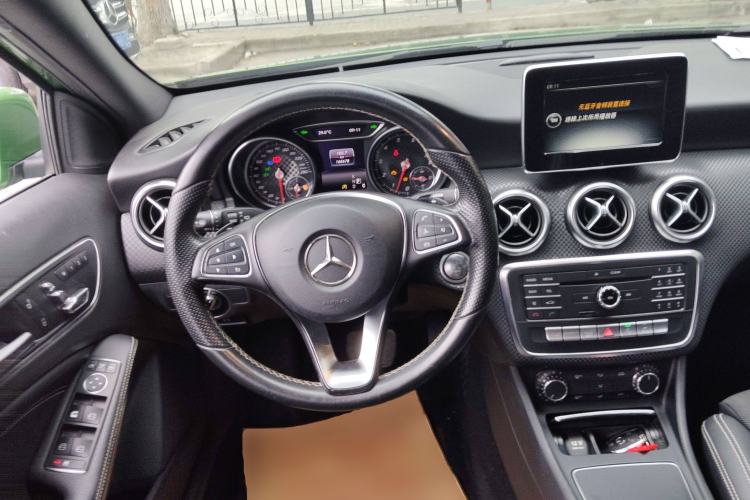 Used Mercedes-Benz A-Class 2016 A 200 Fashion Model Steering Wheel