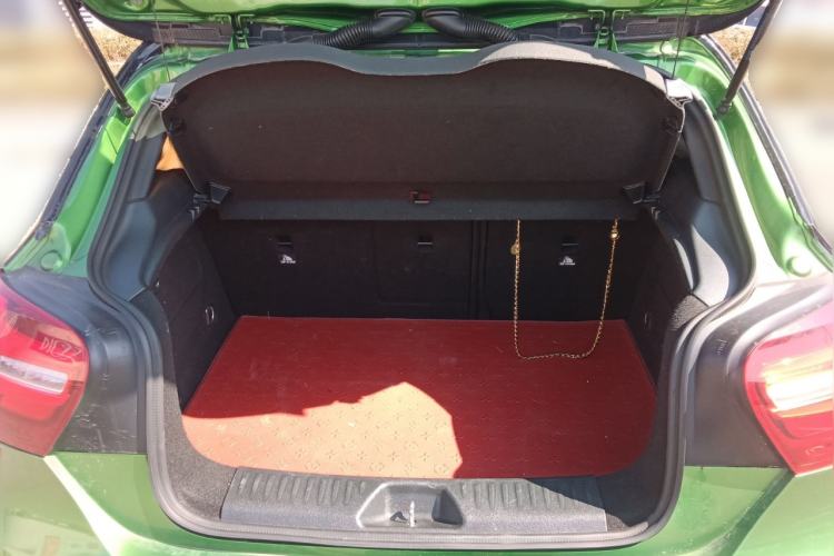 Used Mercedes-Benz A-Class 2016 A 200 Fashion Model Trunk