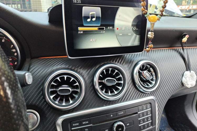 Used Mercedes-Benz A-Class 2016 A 200 Sport model Audio And AC Panel