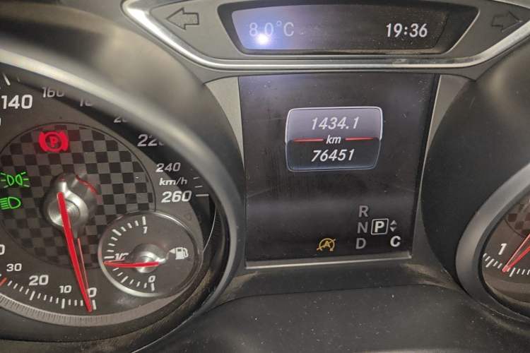 Used Mercedes-Benz A-Class 2016 A 200 Sport model Odometer Close Up