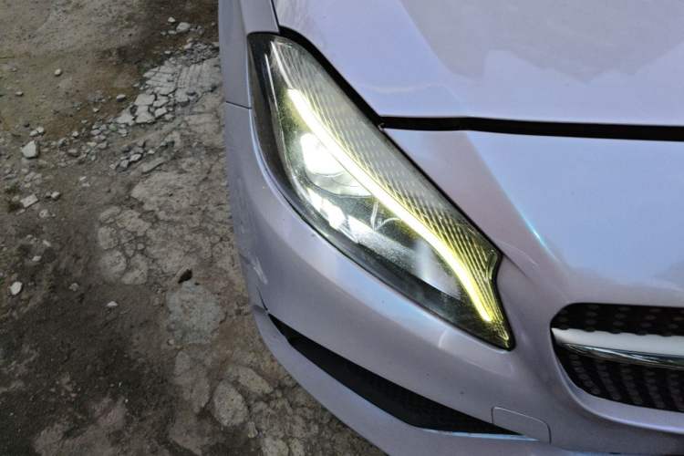 Used Mercedes-Benz A-Class 2016 A 200 Sport model Right Front Headlight