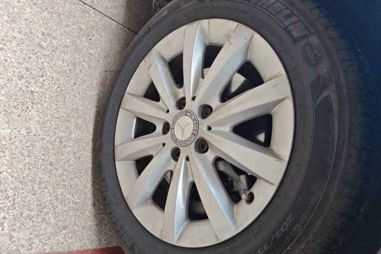 Used Mercedes-Benz A-Class 2016 A 180 Right Front Wheel Hub