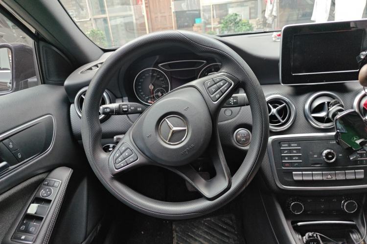 Used Mercedes-Benz A-Class 2016 A 180 Steering Wheel