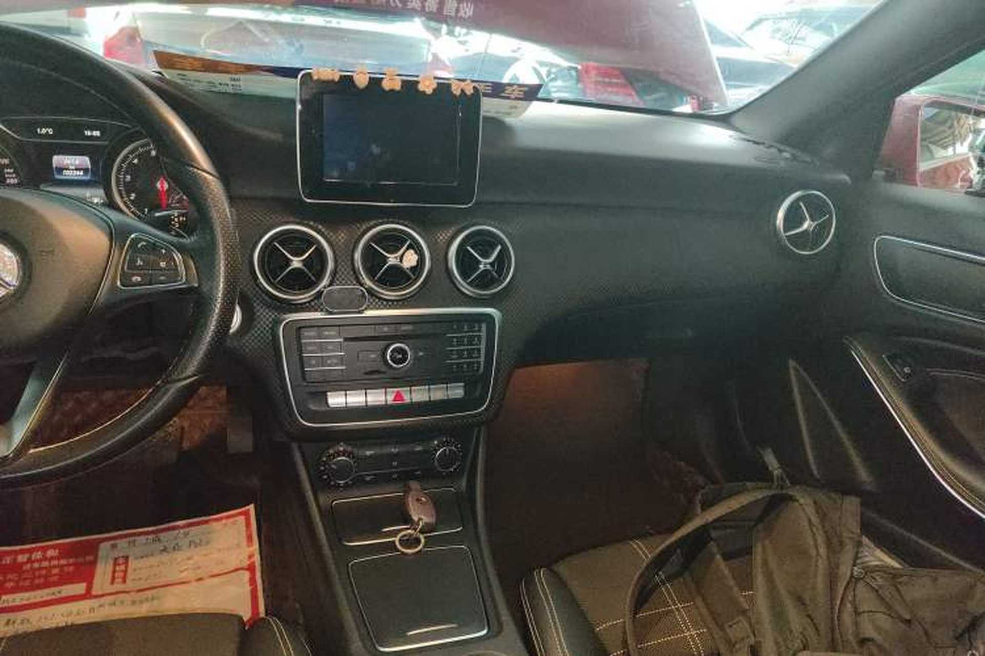 Used Mercedes-Benz A-Class 2016 A 200 Fashion Model Audio And AC Panel