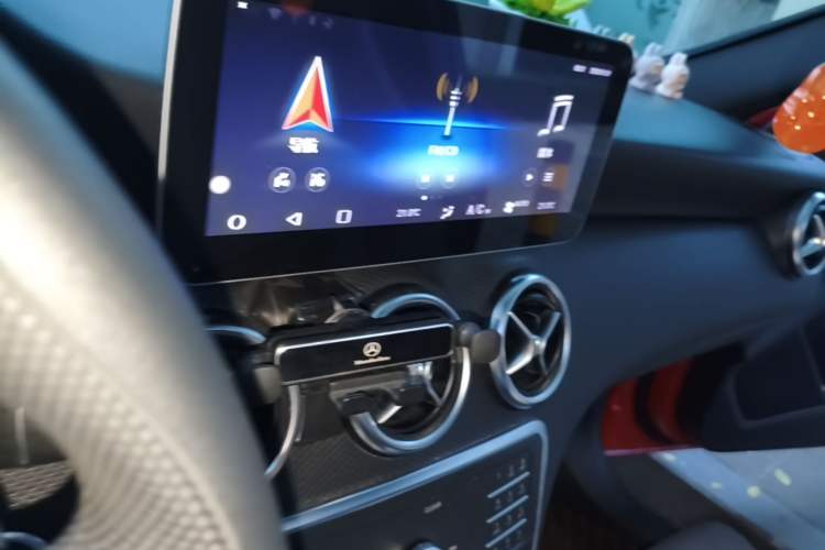 Used Mercedes-Benz A-Class 2016 A 180 Audio And AC Panel