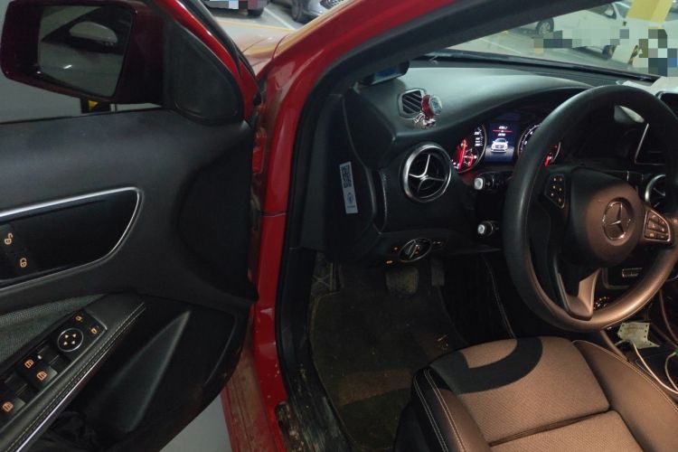 Used Mercedes-Benz A-Class 2016 A 180 Driver Seat