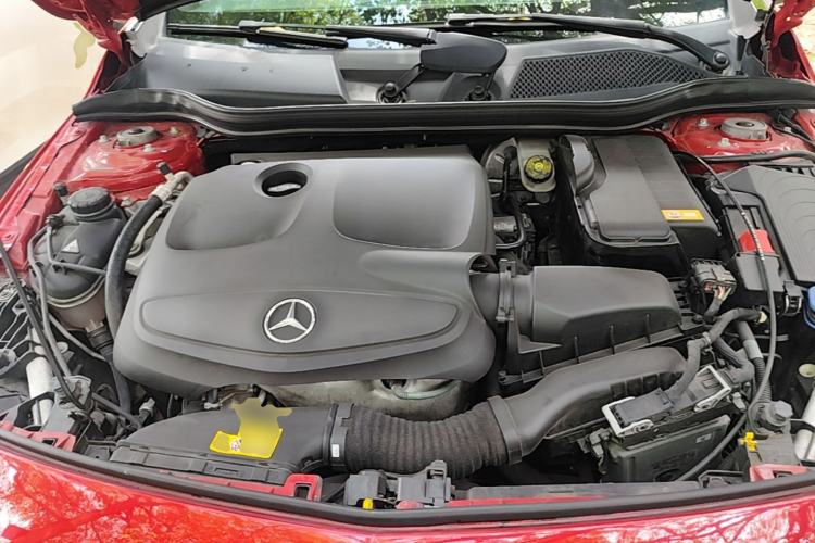 Used Mercedes-Benz A-Class 2016 A 200 Dynamic Edition Engine Bay