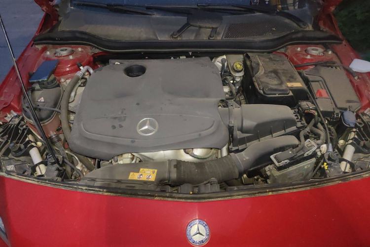 Used Mercedes-Benz A-Class 2016 A 200 Fashion Model Engine Bay