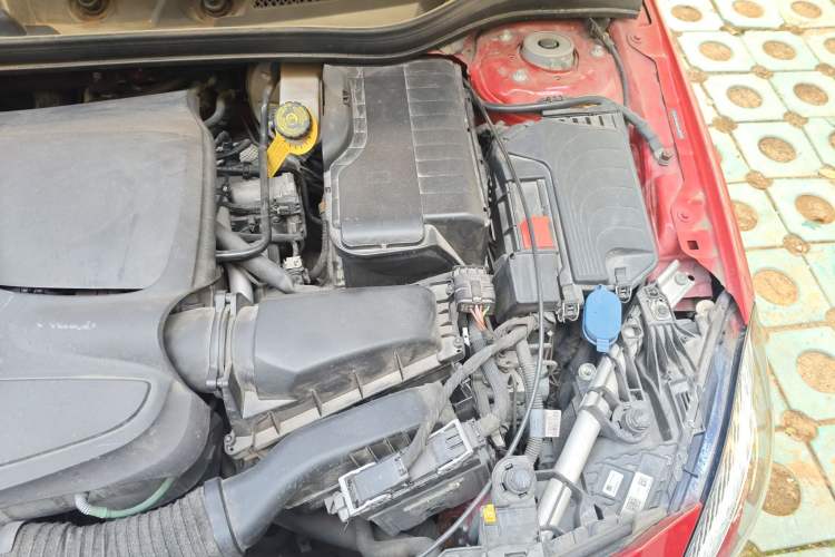 Used Mercedes-Benz A-Class 2016 A 200 Dynamic Edition Engine Bay Left